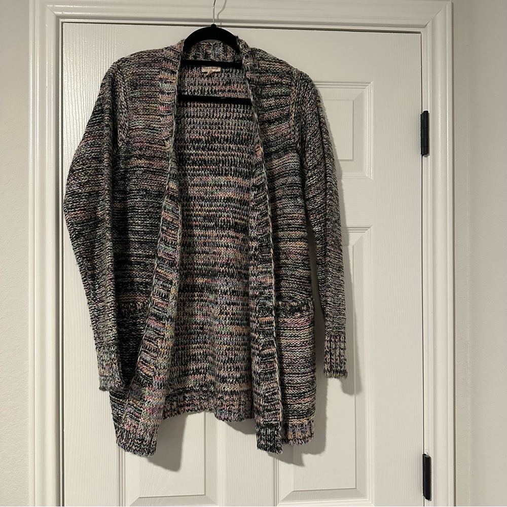 Hem & thread cardigan